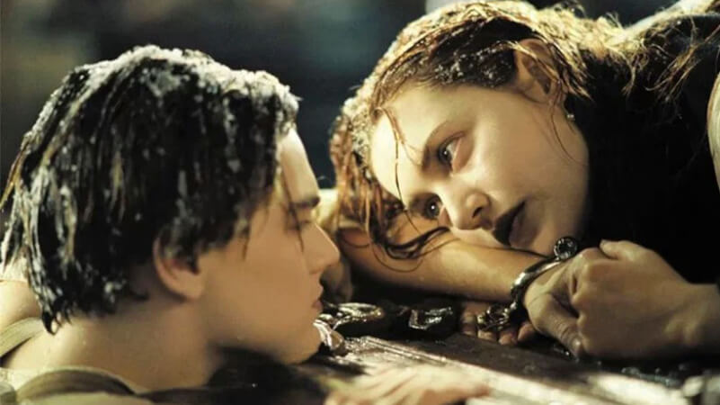 the-door-that-saved-rose-the-heroine-of-titanic