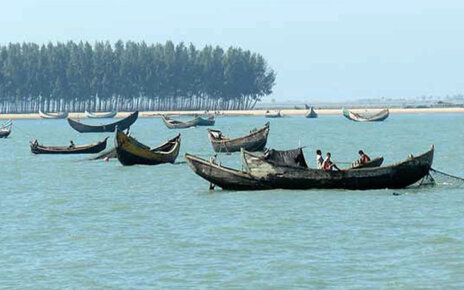 myanmar-navy-shoot-bangladeshi