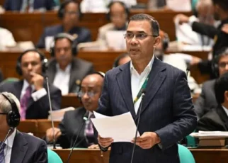 tariqe-rahman-at-perluament