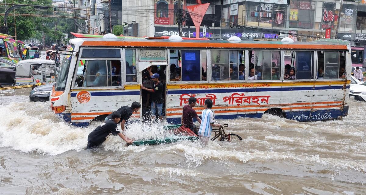 dhaka-under-flood